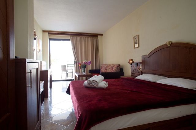 Toroni Blue Sea - single room luxury